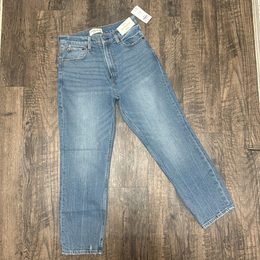 Abercrombie High Rise Mom Jeans